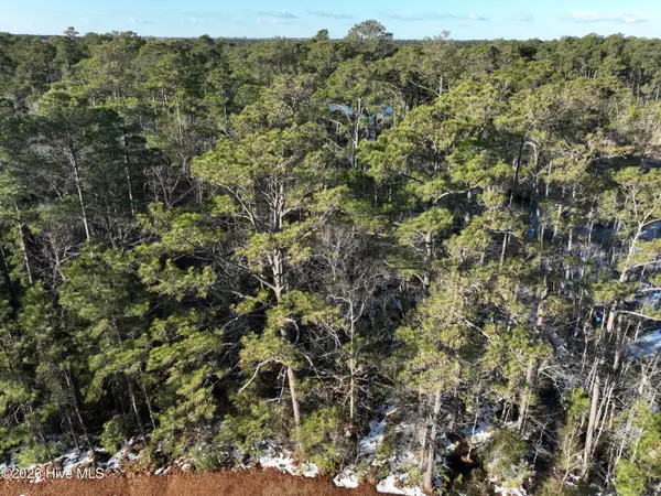 433 Sandy Point Drive, Beaufort, NC 28516