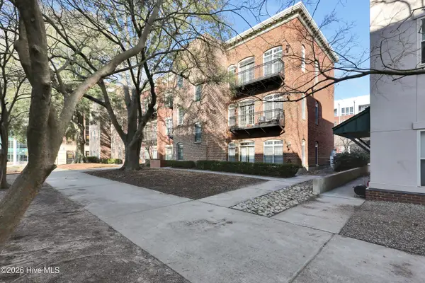 715 N 4th Street #Apt 205, Wilmington, NC 28401