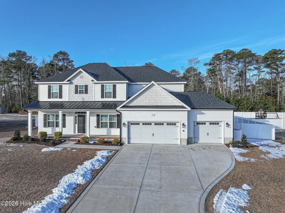 951 Appaloosa Trail, Grimesland, NC 27837 - Image #1