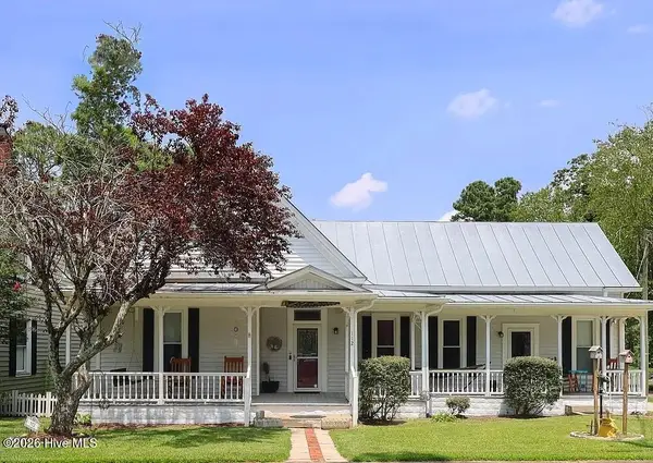 112 W Foy Street, Richlands, NC 28574