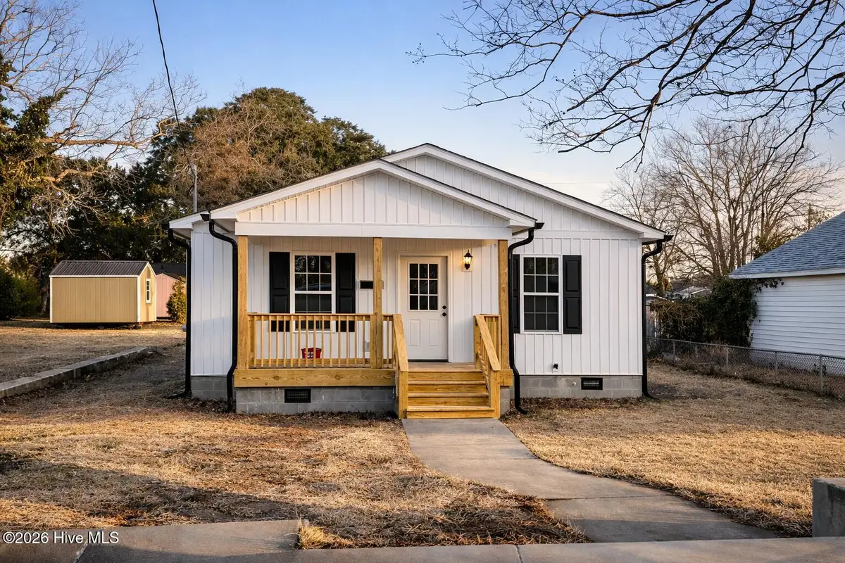 1306 Fisher Street, Morehead City, NC 28557 - Image #1