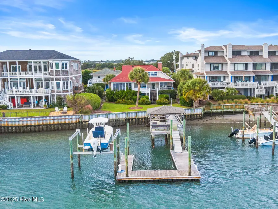 612 Channel Drive N, Wrightsville Beach, NC 28480 - #3