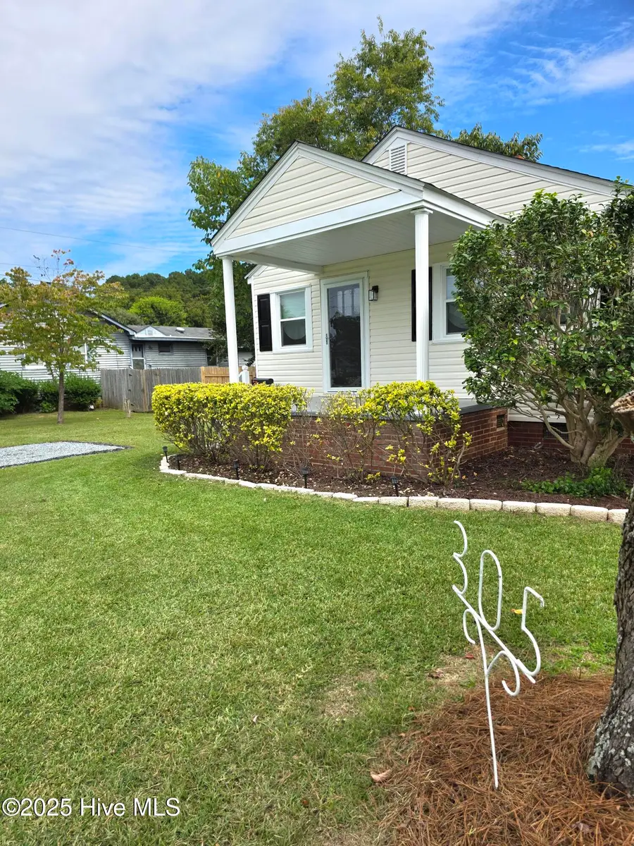 305 N 10th Street, Erwin, NC 28339 - Image #2