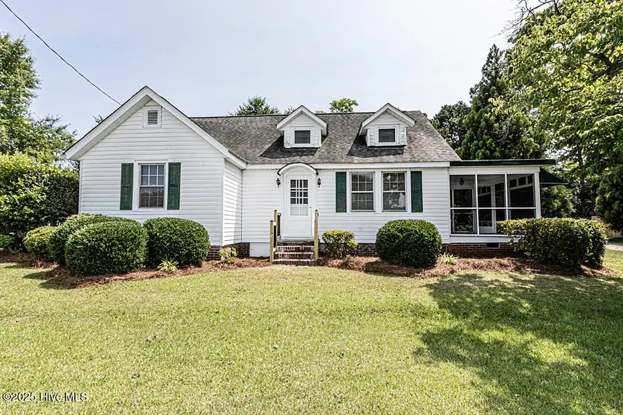 931 Eastern Avenue, Nashville, NC 27856 - #2