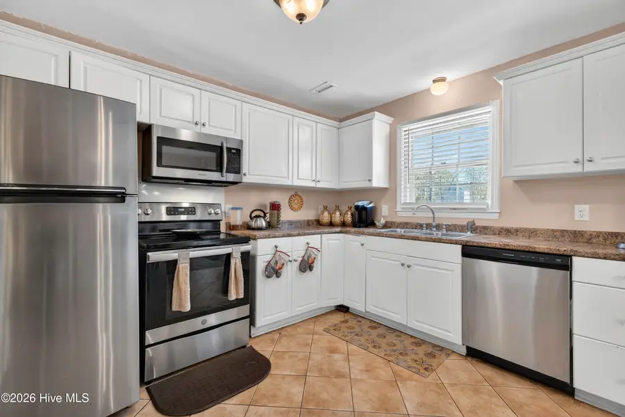 201 Berry Street, Castle Hayne, NC 28429 - #3