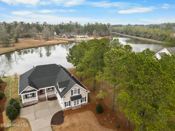 105 Cardinal Lake Drive, Wallace, NC 28466