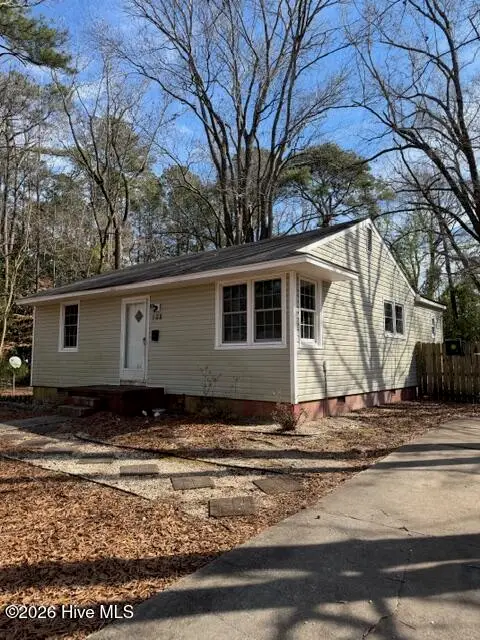 108 Robin Road, Jacksonville, NC 28540 - #2