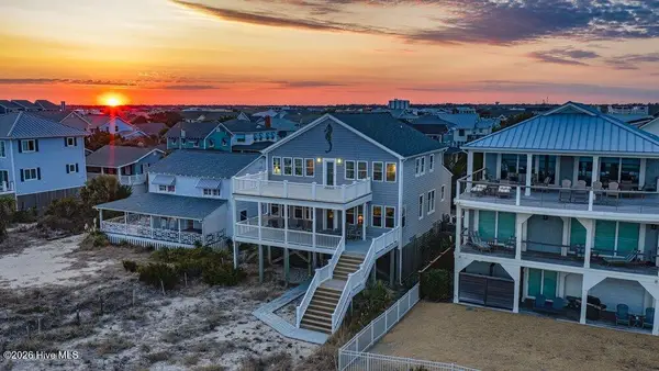19 & 13 E Charlotte Street, Wrightsville Beach, NC 28480