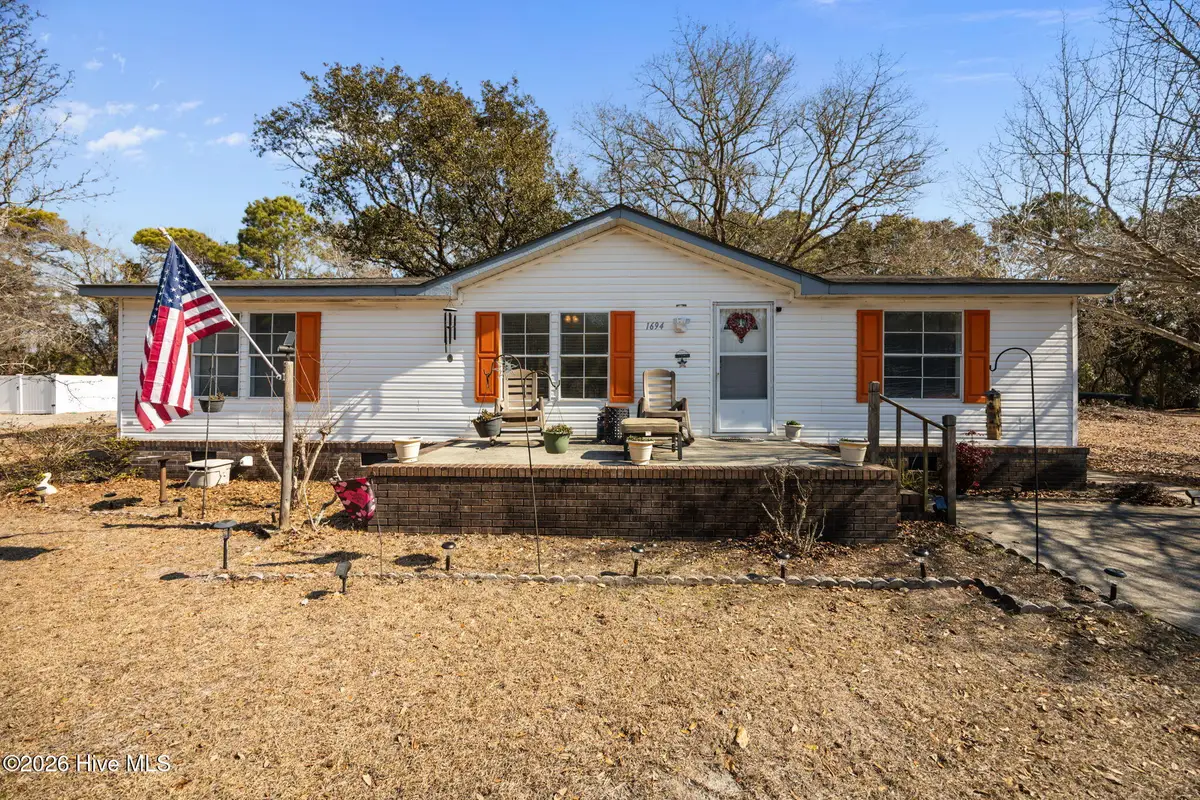 1694 Pelican Place Sw, Shallotte, NC 28470 - #1