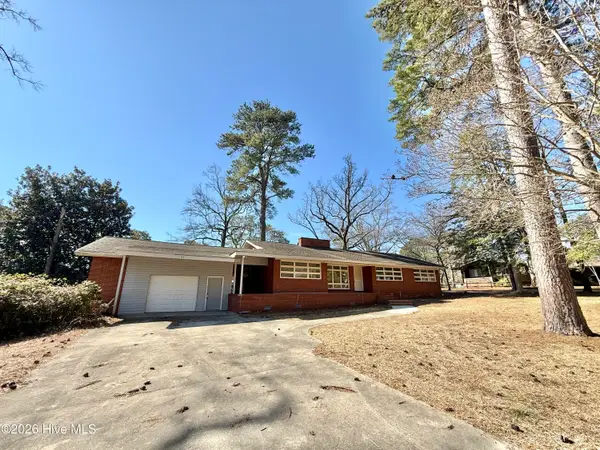 106 Carolina Avenue, Williamston, NC 27892