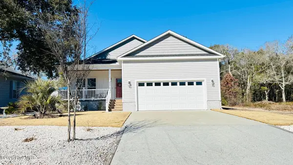 304 W Oak Island Drive, Oak Island, NC 28465