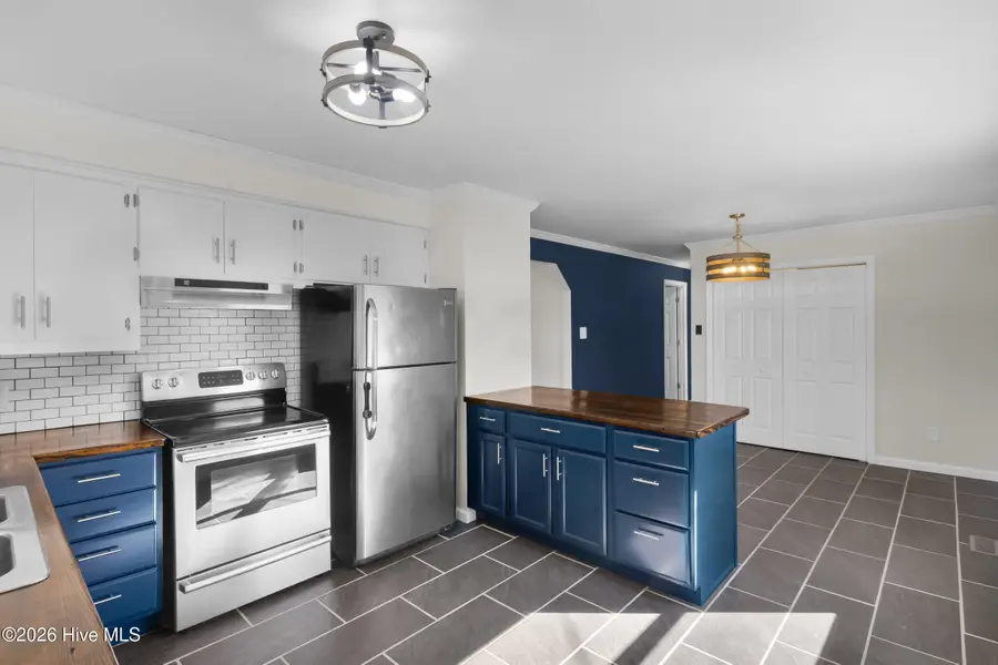 2135 Spring Garden Road, New Bern, NC 28562 - #3