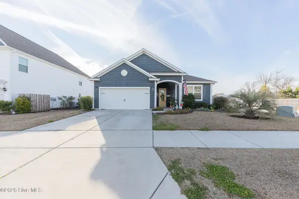209 Edgewater Way, Surf City, NC 28445