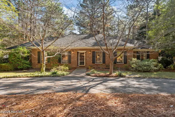 265 Fairway Drive, Southern Pines, NC 28387