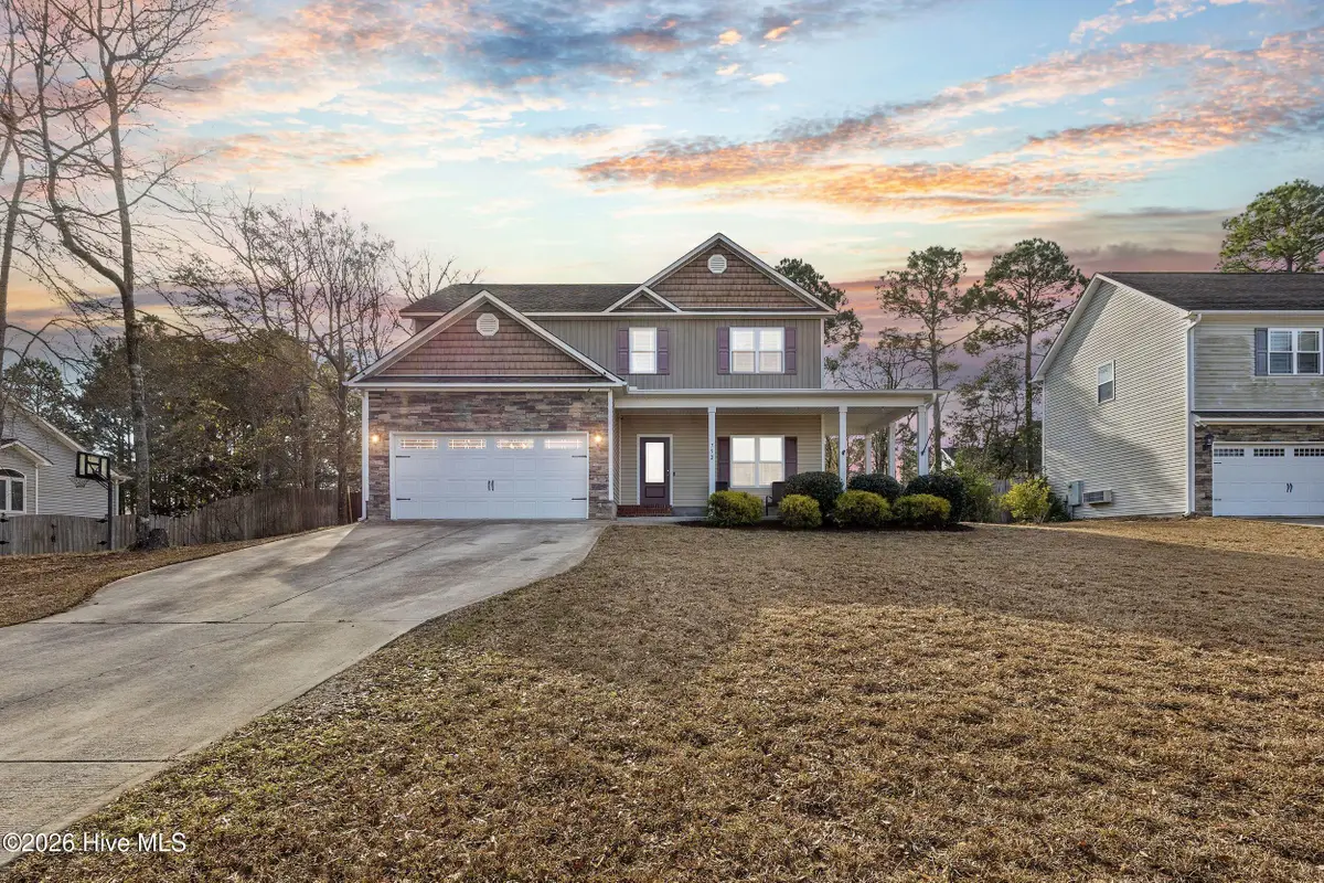 752 Chadwick Shores Drive, Sneads Ferry, NC 28460 - #1