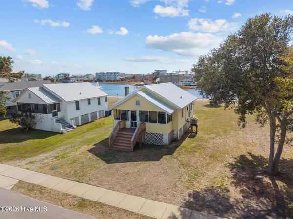305 Atlanta Avenue, Carolina Beach, NC 28428