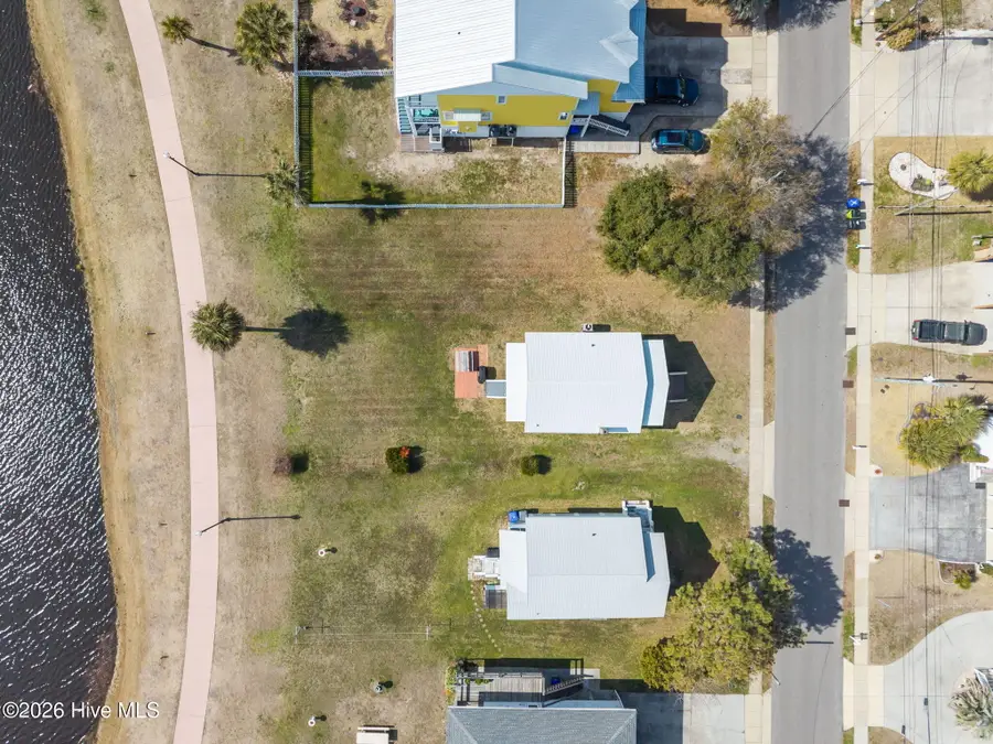 305 Atlanta Avenue, Carolina Beach, NC 28428 - #2