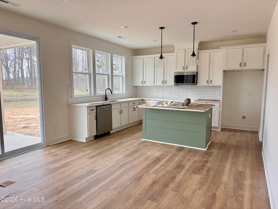 4142 Dixon Road, Grimesland, NC 27837 - #3