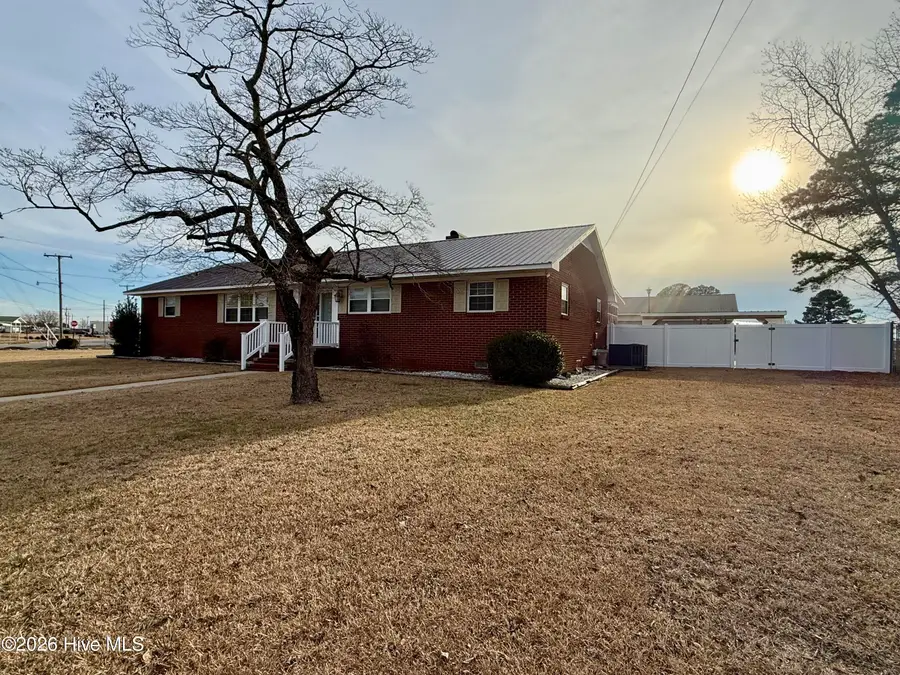 212 Sunset Drive, Williamston, NC 27892 - #3