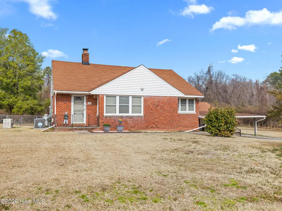 15 East Drive, Jacksonville, NC 28546 - #2