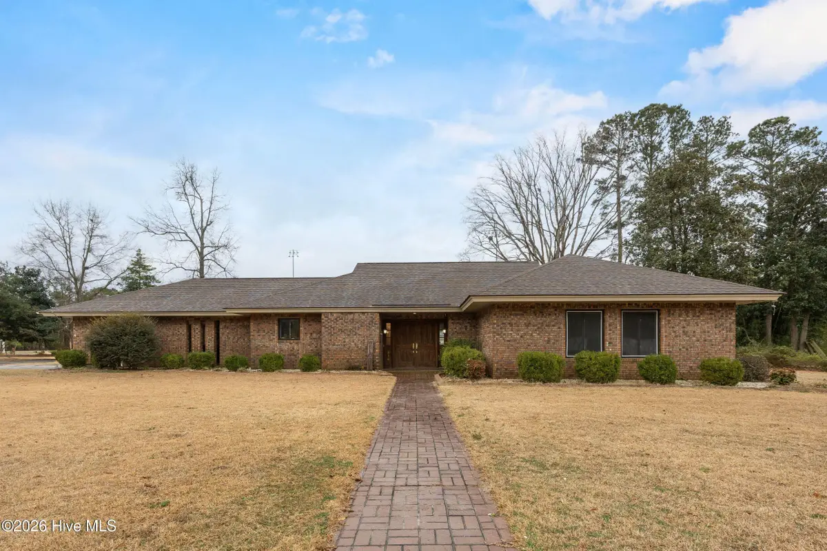 616 E Murphy Street, Wallace, NC 28466 - #1