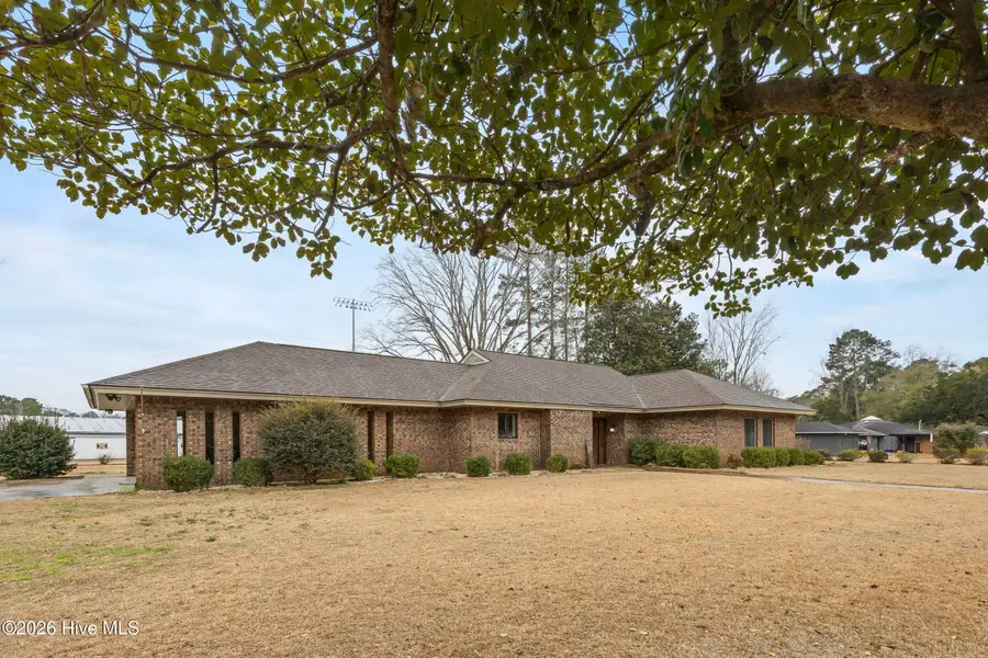 616 E Murphy Street, Wallace, NC 28466 - #2