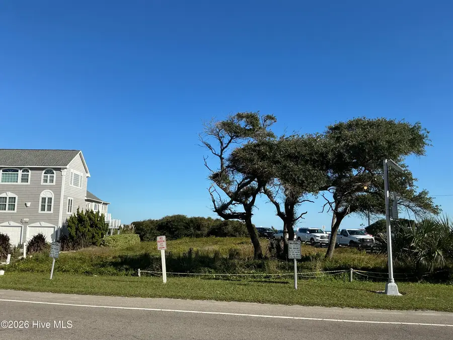 402 Fort Fisher Boulevard N, Kure Beach, NC 28449 - #2