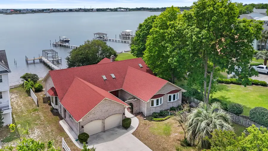 995 Chadwick Shores Drive, Sneads Ferry, NC 28460 - #3
