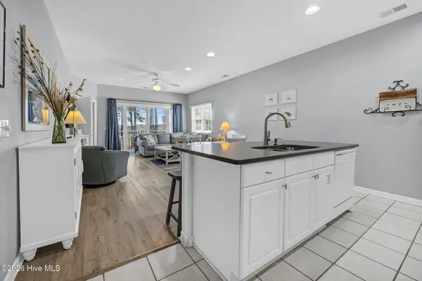 133 Avian Drive #Apt 3411, Sunset Beach, NC 28468