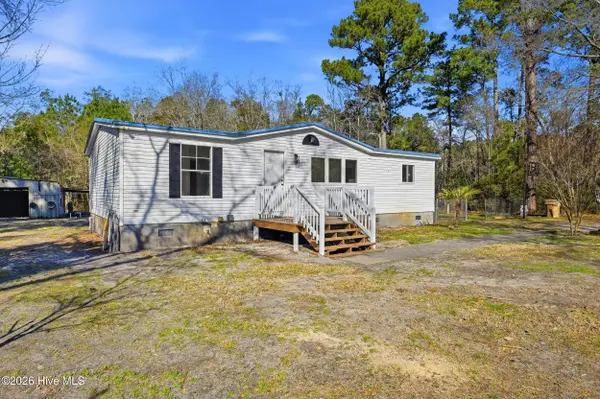 5595 Shaw Highway, Rocky Point, NC 28457