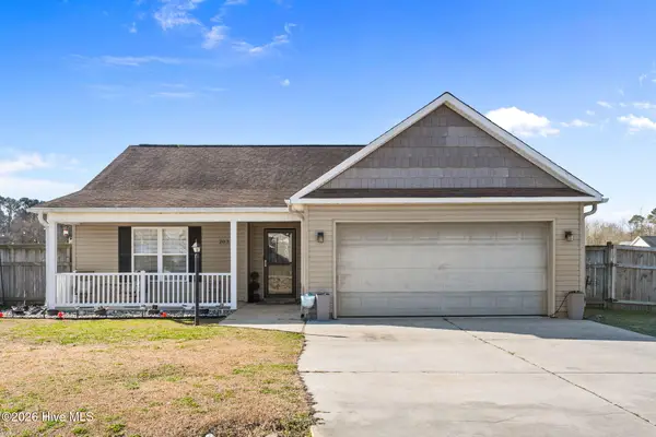 203 High Meadow Court, Richlands, NC 28574