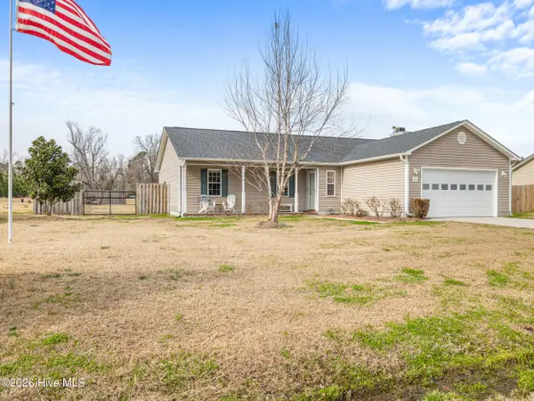 212 Hackney Ridge Lane, Jacksonville, NC 28540