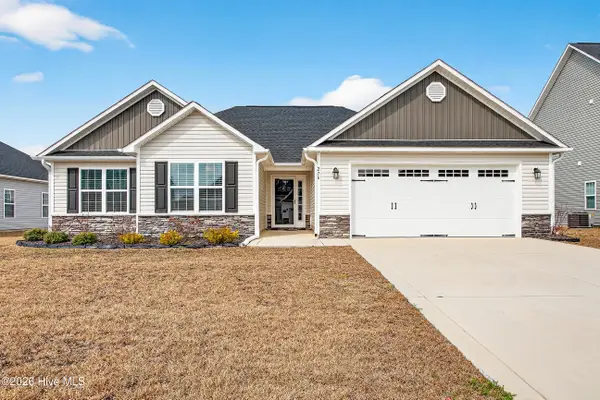 276 Crossroads Store Drive, Jacksonville, NC 28546