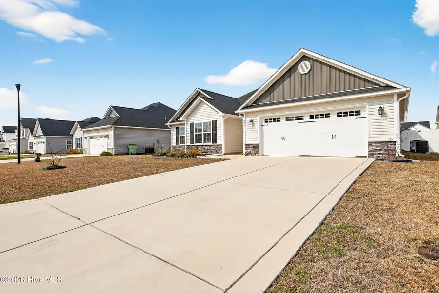 276 Crossroads Store Drive, Jacksonville, NC 28546 - #2