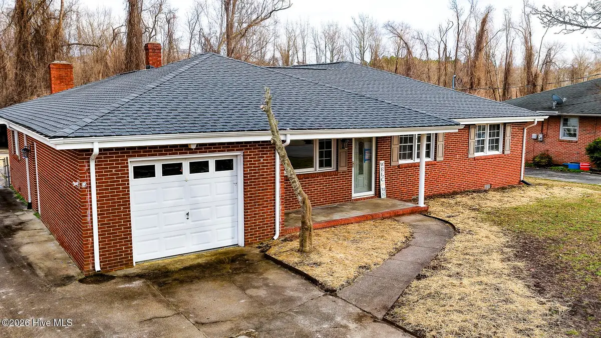 121 Rosedale Drive, Elizabeth City, NC 27909 - #1