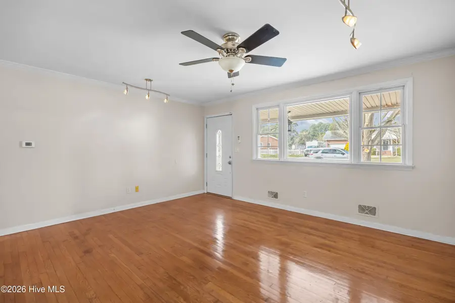 121 Rosedale Drive, Elizabeth City, NC 27909 - #3