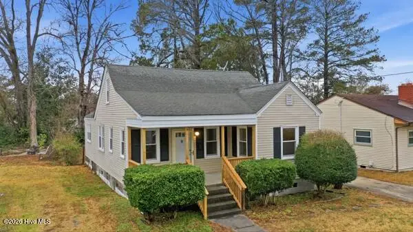 201 Harrell Street, Elizabeth City, NC 27909 - #1