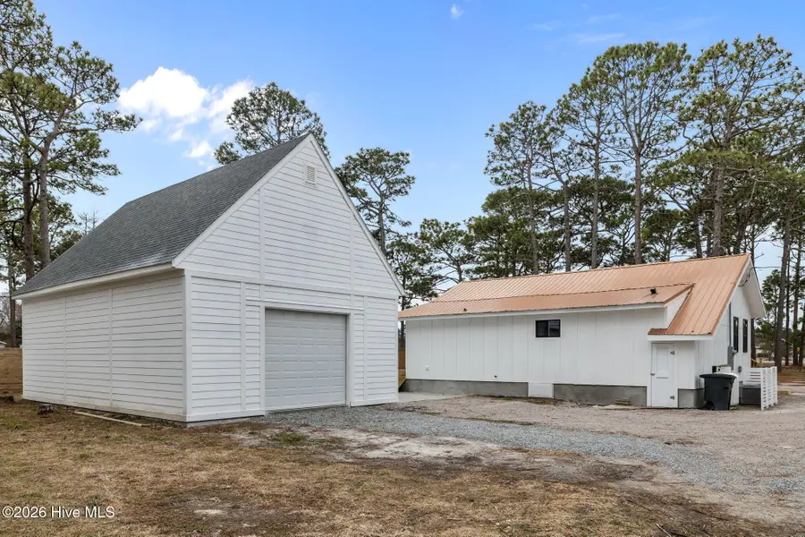 639 E Chatham Street, Newport, NC 28570 - #3