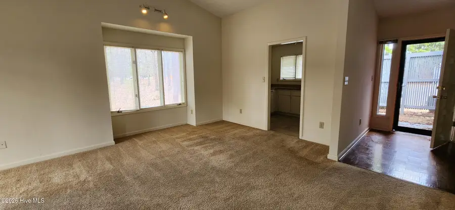 1904 Sherbrooke Circle, Laurinburg, NC 28352 - #3