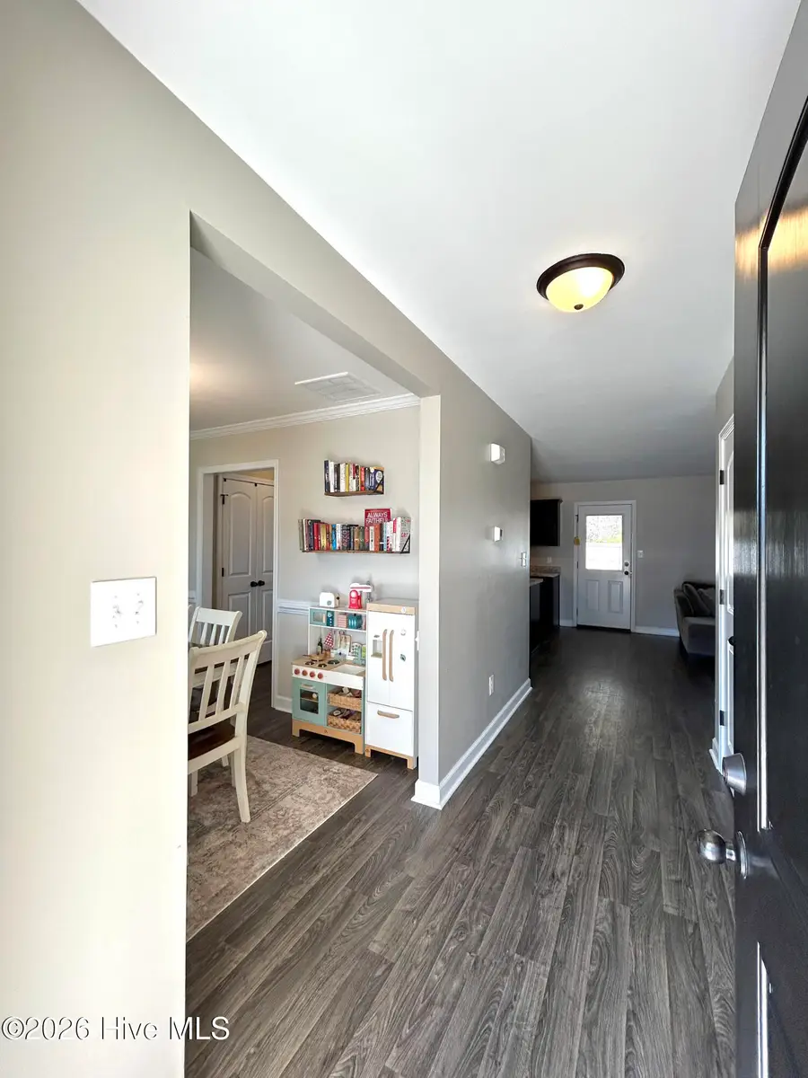 402 Crestmont Court, Richlands, NC 28574 - #3