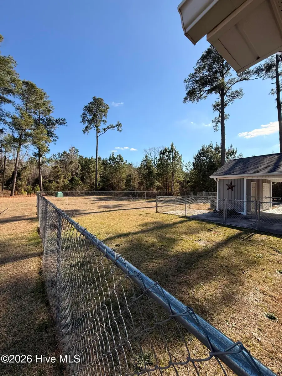 561 Singletary Avenue, Elizabethtown, NC 28337 - #3