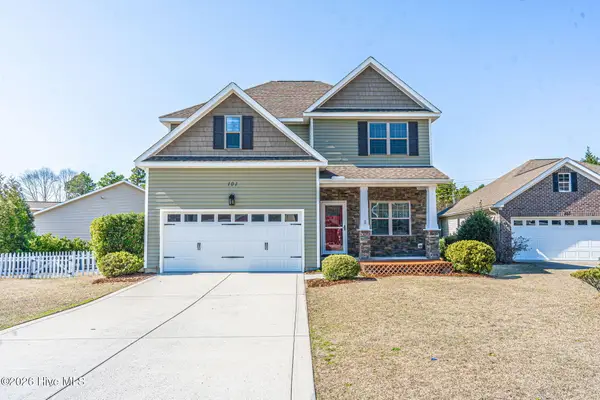 101 Lightwater Court, Aberdeen, NC 28315