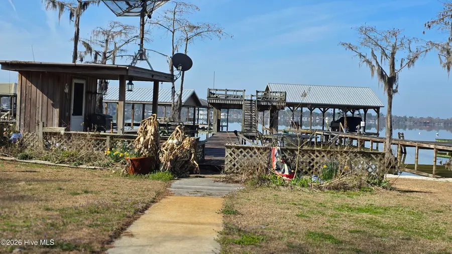 1136 White Lake Drive, Elizabethtown, NC 28337 - #3