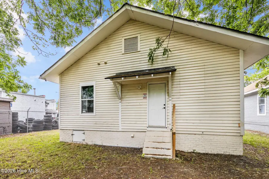 106 Ridgeway Street, Greenville, NC 27834 - #2