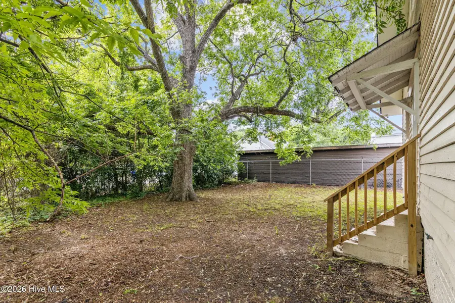 106 Ridgeway Street, Greenville, NC 27834 - #3