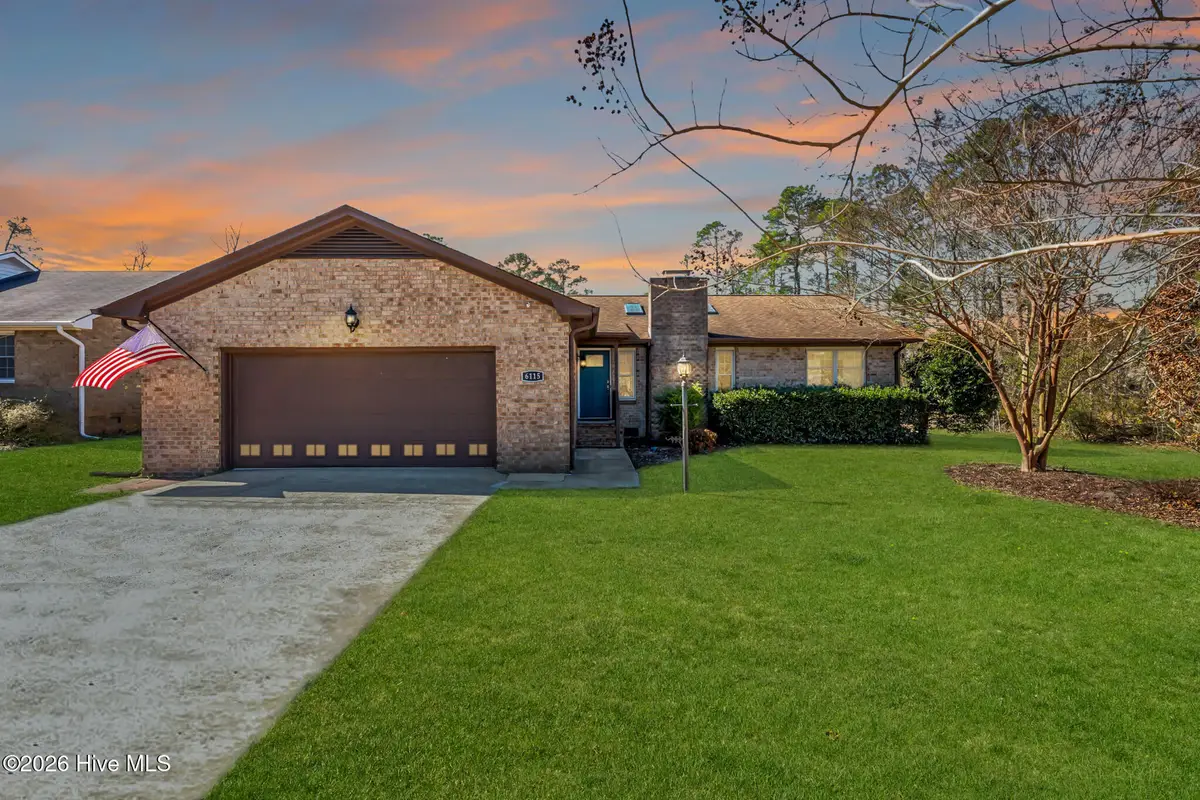 6115 Gondolier Drive, New Bern, NC 28560 - #1