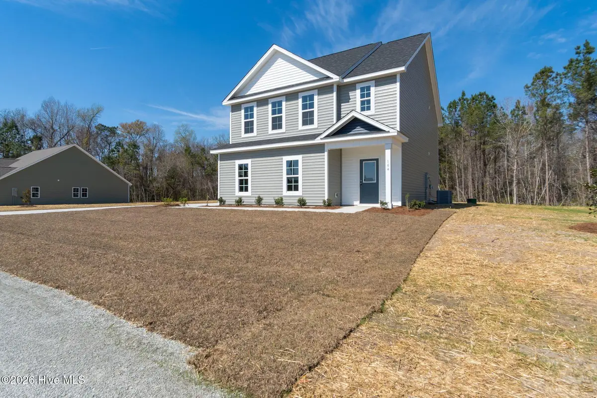 104 Palo Alto Park Drive, Maysville, NC 28555 - #1