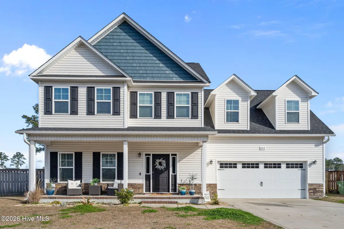 243 Breakwater Drive, Sneads Ferry, NC 28460 - #1
