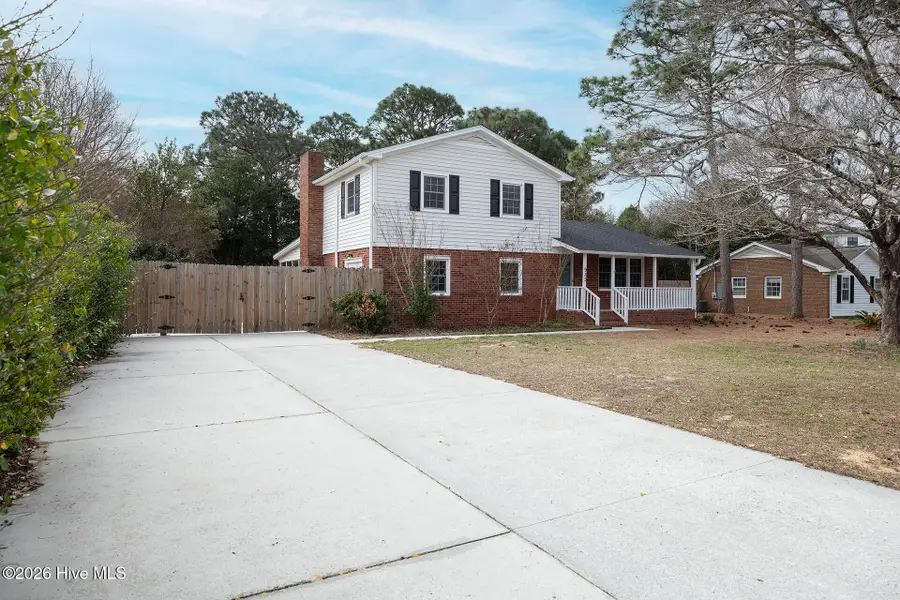 925 Lorraine Drive, Wilmington, NC 28412 - #2