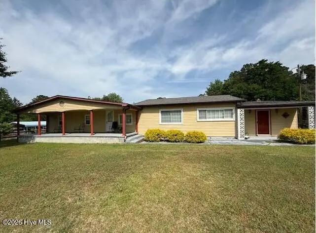 170 Loop Road, Burgaw, NC 28425 - #1